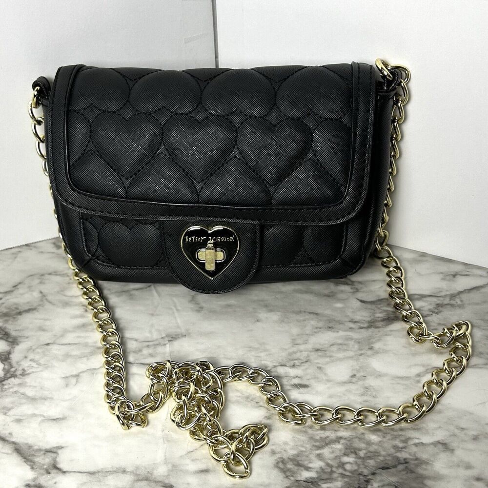 BETSEY JOHNSON Turnlock Flap Cross Body Be Mine Heart Black Gold Chain